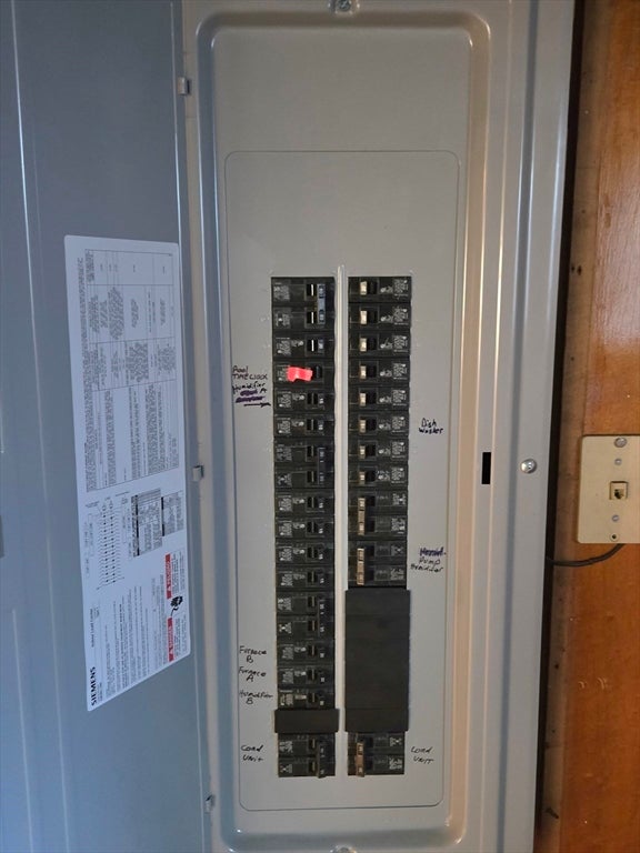 1015 Madison St, Fall River, MA Photo #40