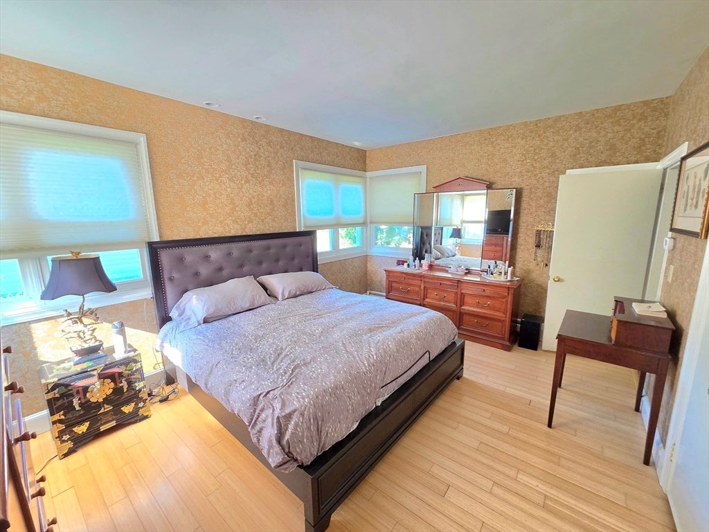 1015 Madison St, Fall River, MA Photo #23
