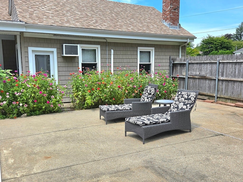 1015 Madison St, Fall River, MA Photo #36