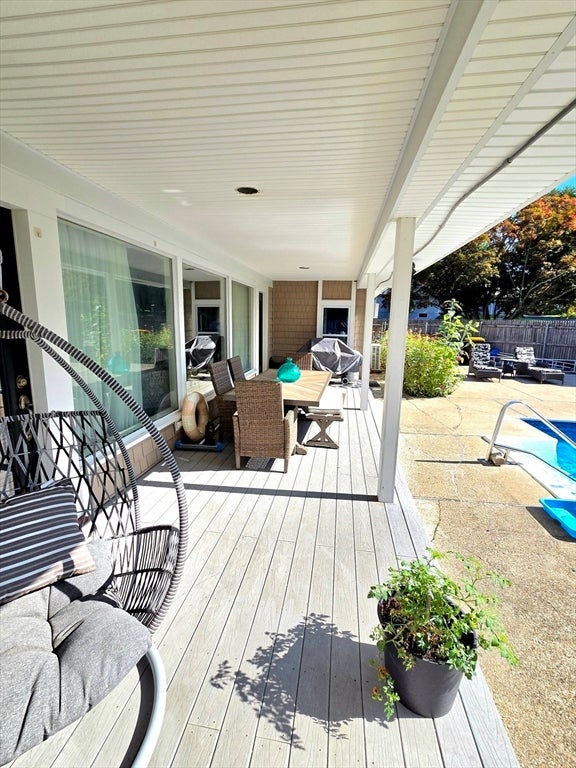 1015 Madison St, Fall River, MA Photo #32