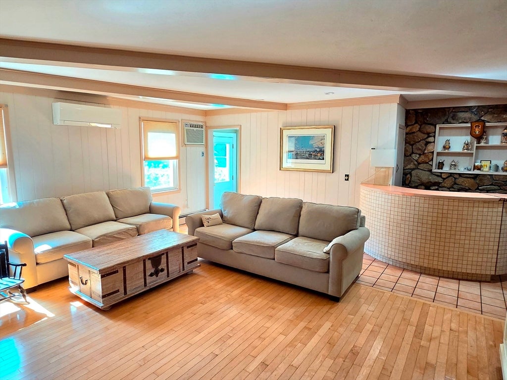 1015 Madison St, Fall River, MA Photo #11