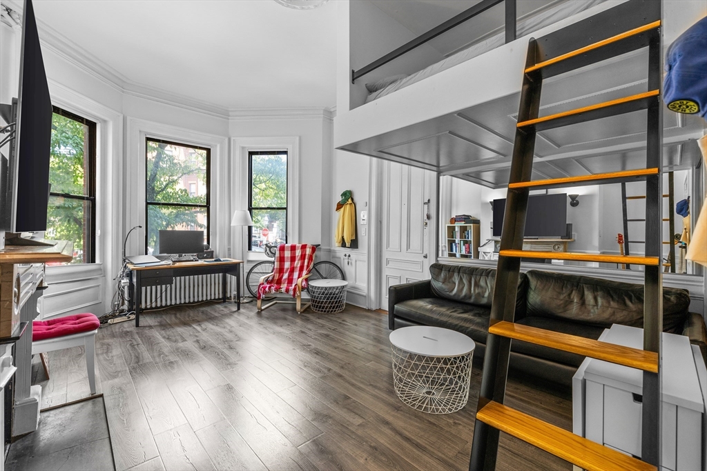 364 Marlborough St. 1