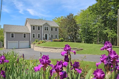 585 Chestnut Street Ashland MA 01721