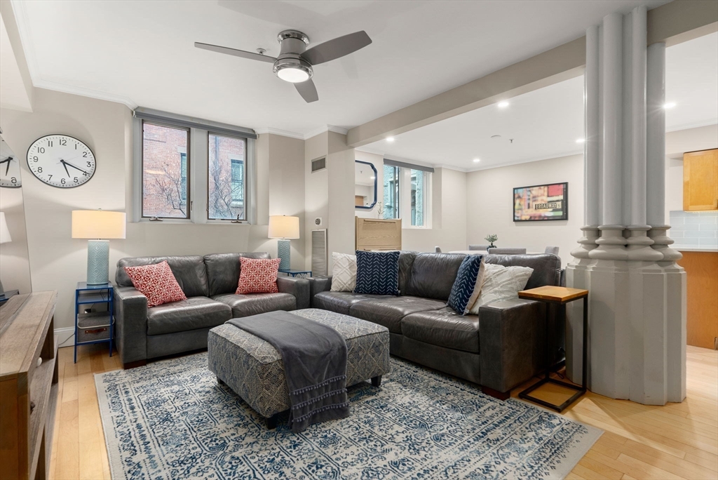 45 W Broadway 111