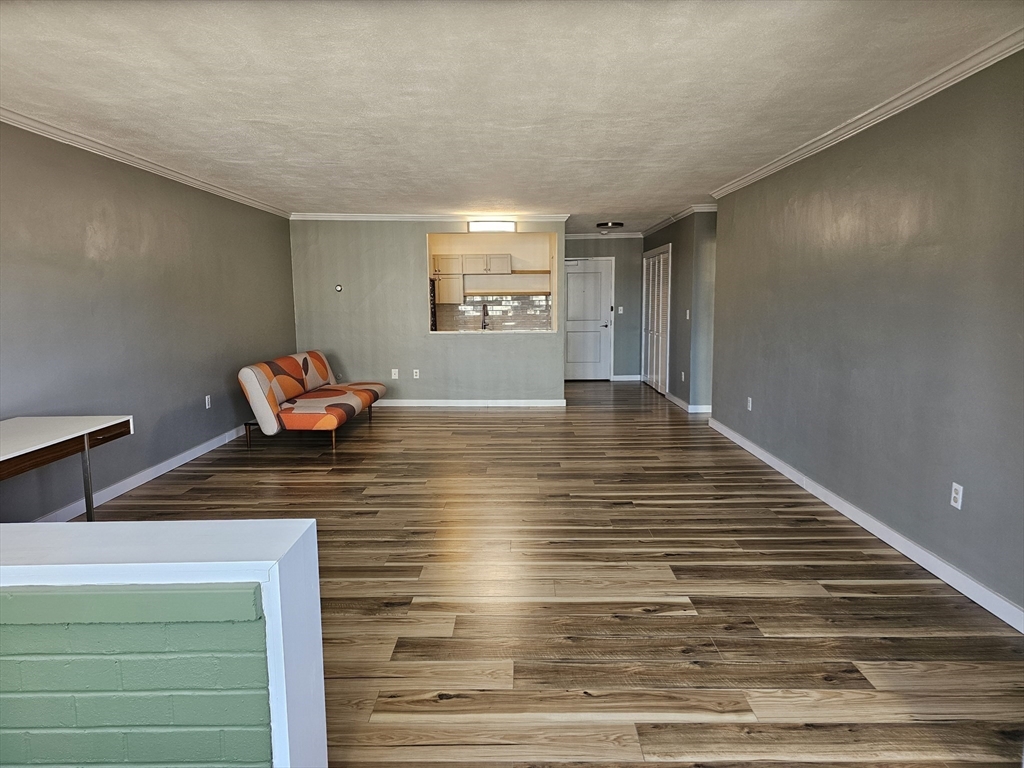 6 Whittier Place 10J