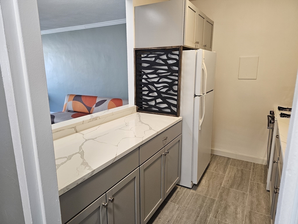 6 Whittier Place 10J
