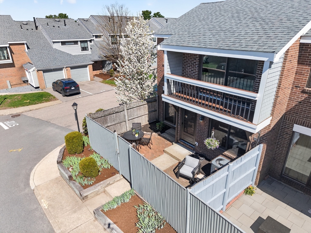 11 Rosewood Drive 11