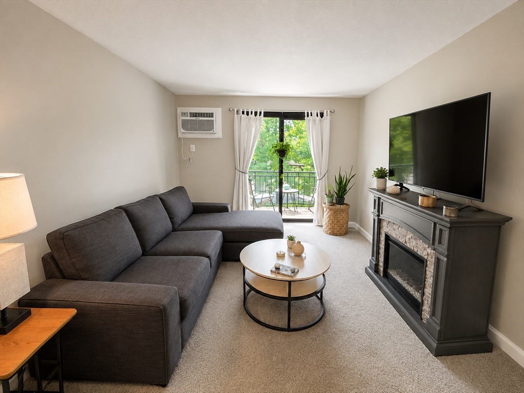 655 W Lowell Ave #12, Haverhill, MA Photo #1