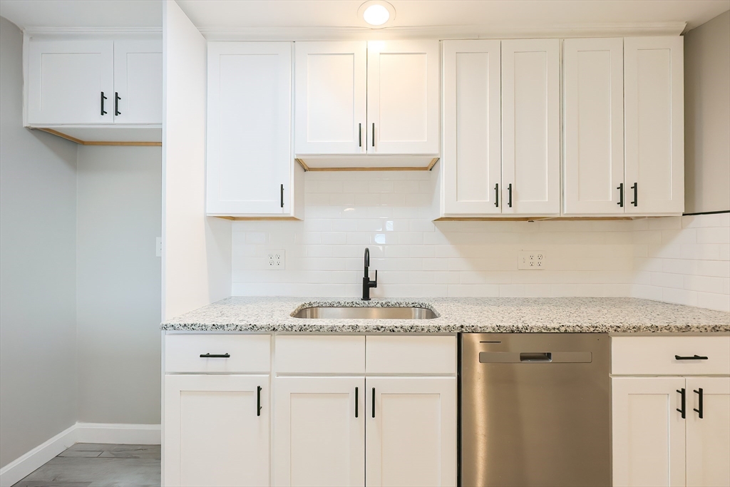 348 Rantoul Street #202, Beverly, MA, 348 Rantoul Street #202, Beverly, MA Photo #6