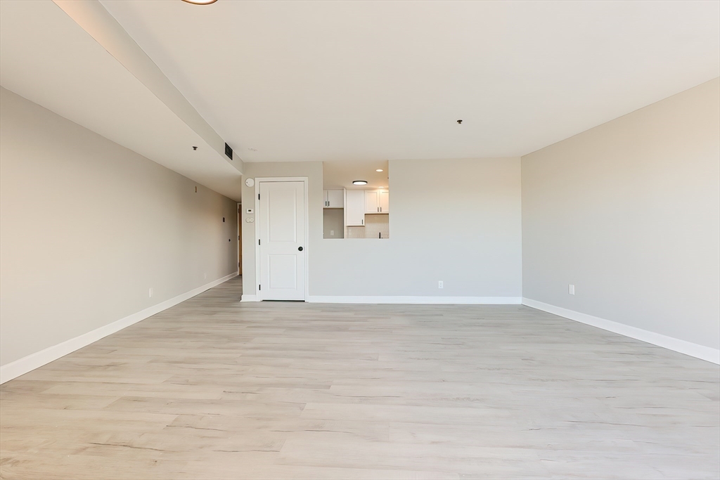 348 Rantoul Street #202, Beverly, MA, 348 Rantoul Street #202, Beverly, MA Photo #17