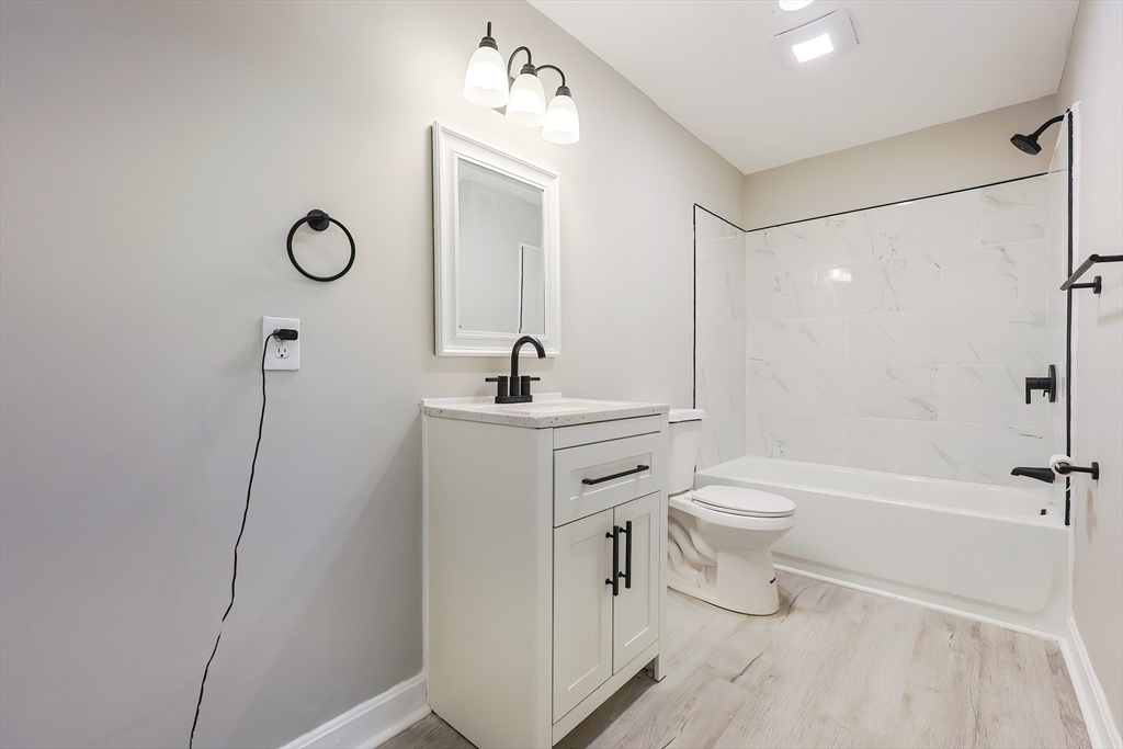 348 Rantoul Street #202, Beverly, MA, 348 Rantoul Street #202, Beverly, MA Photo #25