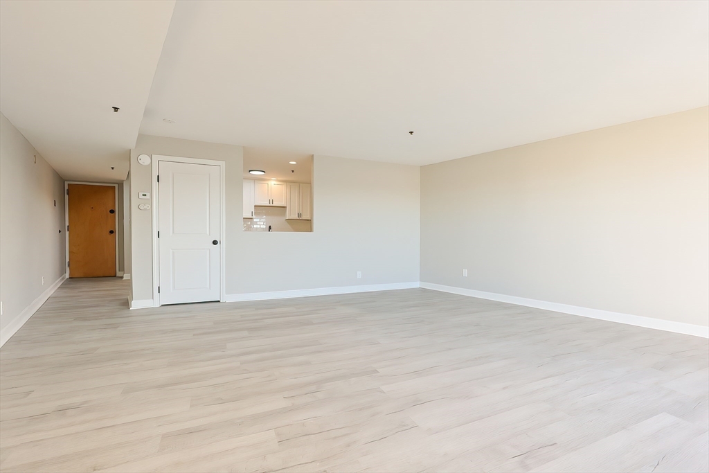 348 Rantoul Street #202, Beverly, MA, 348 Rantoul Street #202, Beverly, MA Photo #16