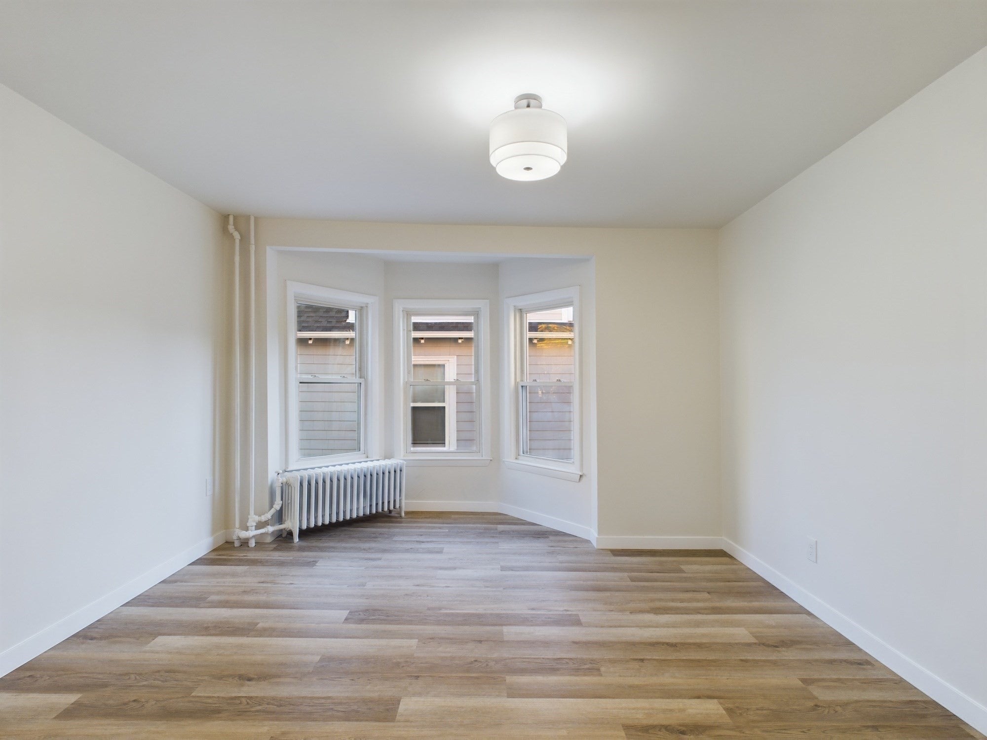 28-30 Furness St