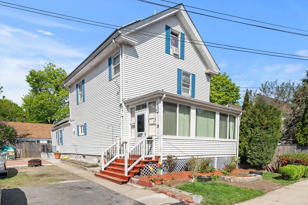 15 Highland Street