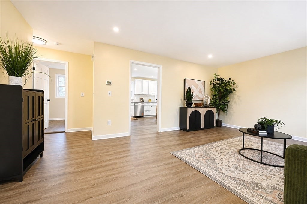 345 Laurel St, Bridgewater, MA, 345 Laurel St, Bridgewater, MA Photo #9