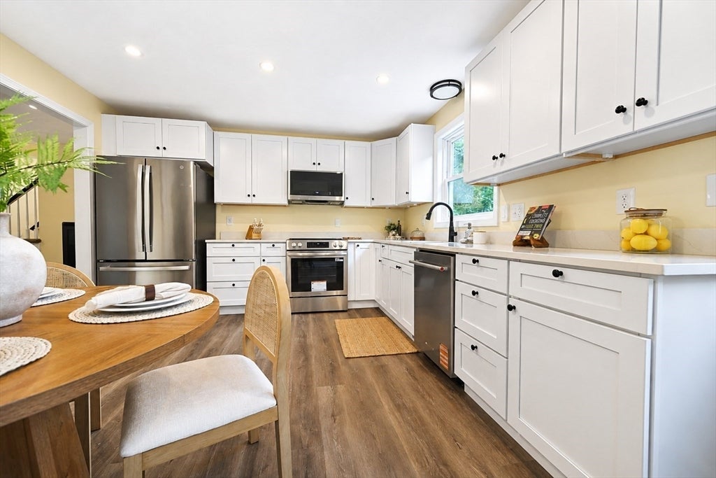 345 Laurel St, Bridgewater, MA, 345 Laurel St, Bridgewater, MA Photo #8