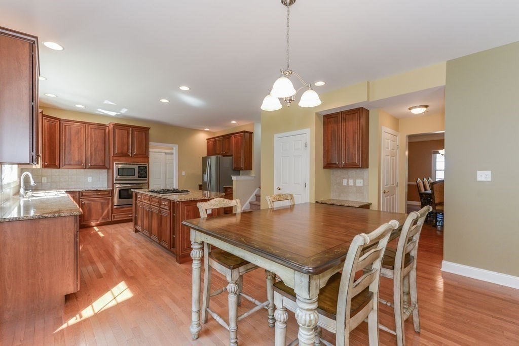 39 Whitehall Way, Bellingham, MA, 39 Whitehall Way, Bellingham, MA Photo #14