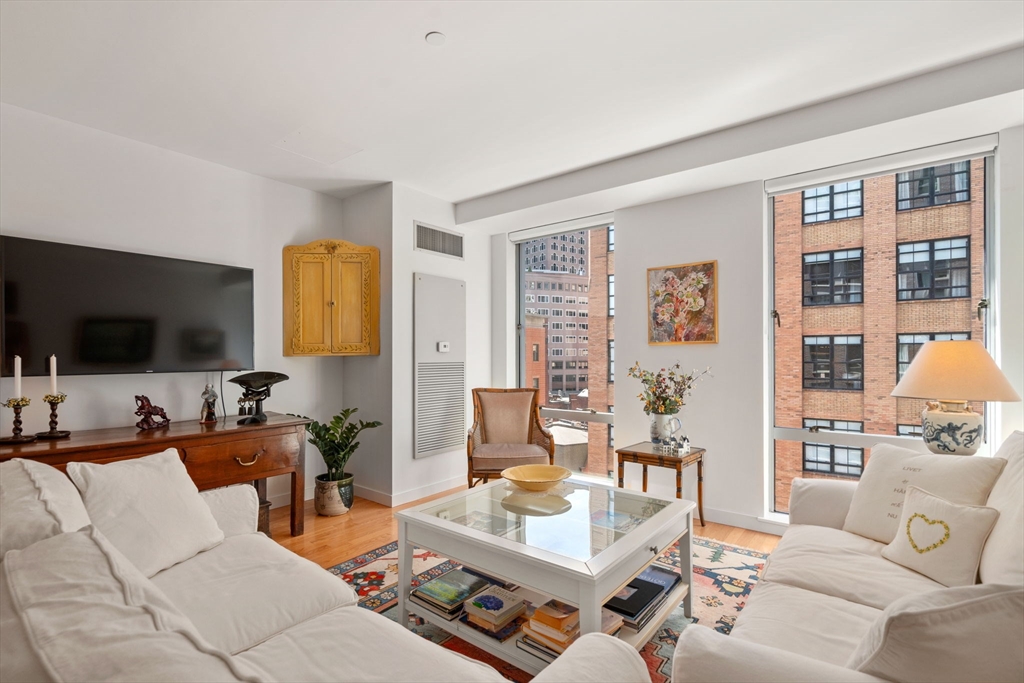 80 Broad Street 1002