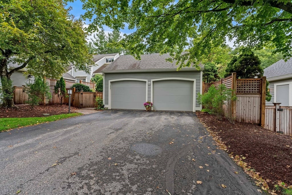 64 Pickwick Way #64, Wayland, MA Photo #18