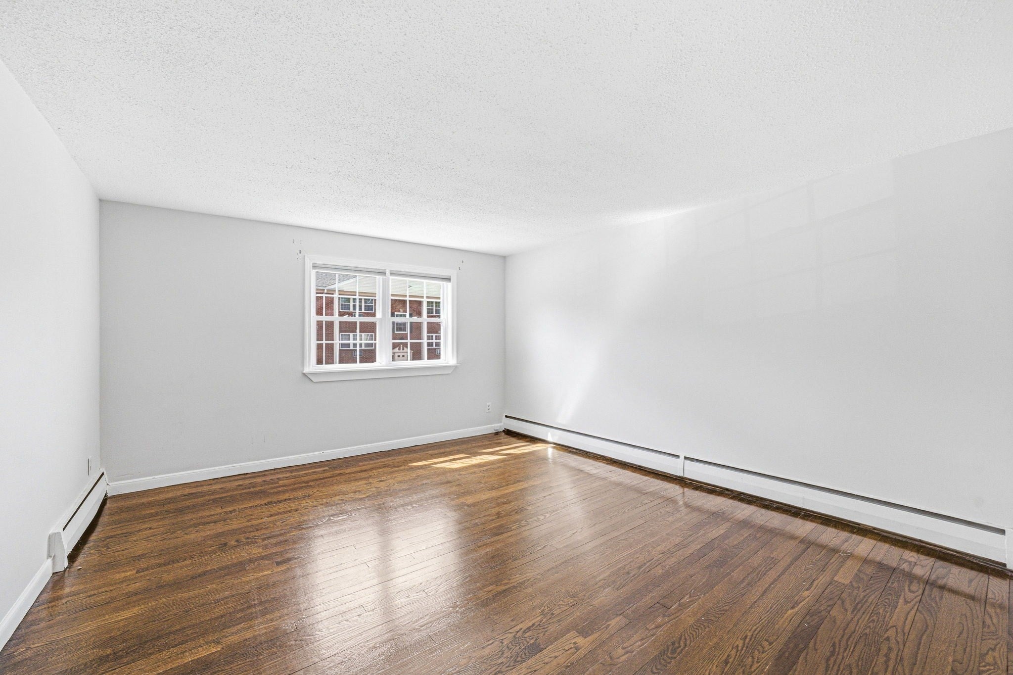 27 Arlington Rd #3, Woburn, MA, 27 Arlington Rd #3, Woburn, MA Photo #6