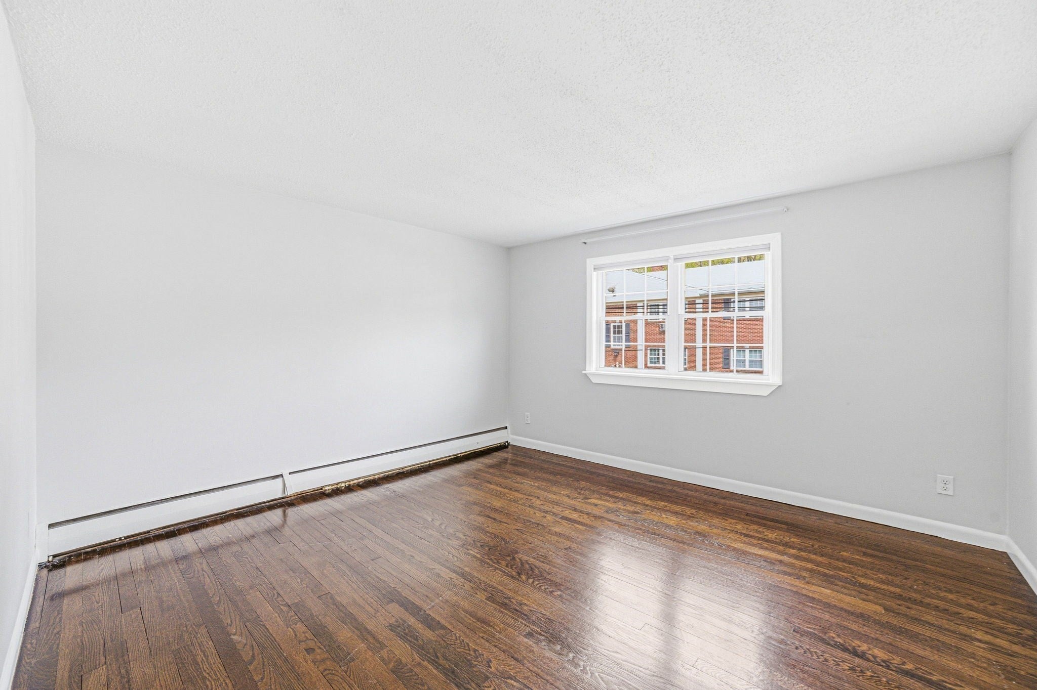 27 Arlington Rd #3, Woburn, MA, 27 Arlington Rd #3, Woburn, MA Photo #5