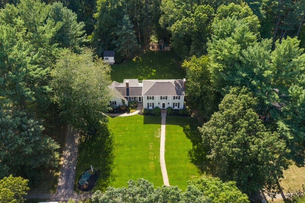 24 Edgemere Rd, Lynnfield, MA, 24 Edgemere Rd, Lynnfield, MA Photo #6