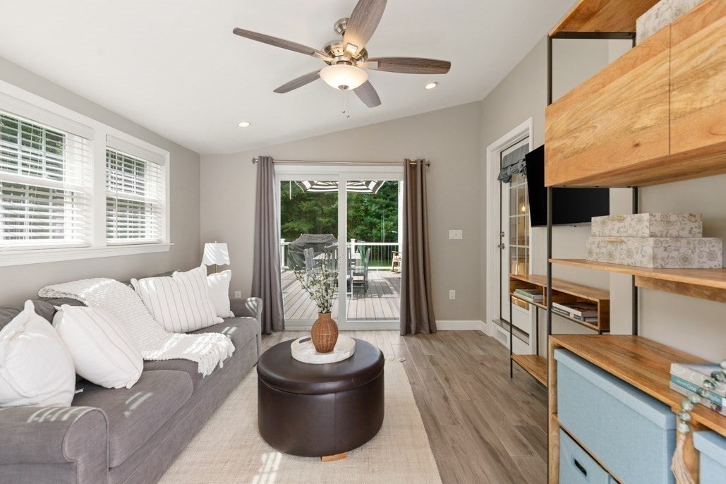 24 Edgemere Rd, Lynnfield, MA, 24 Edgemere Rd, Lynnfield, MA Photo #20