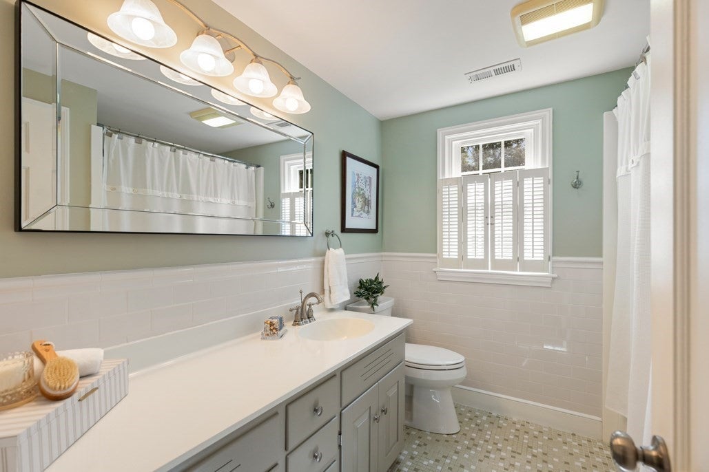 24 Edgemere Rd, Lynnfield, MA, 24 Edgemere Rd, Lynnfield, MA Photo #30