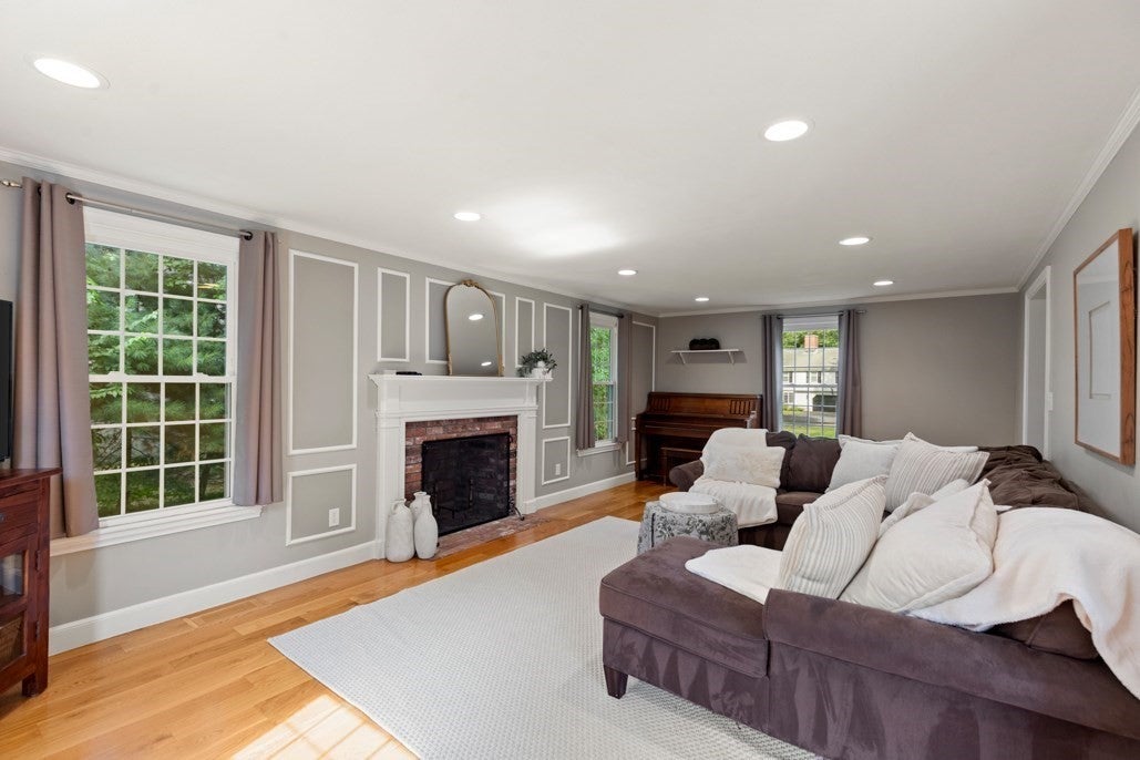 24 Edgemere Rd, Lynnfield, MA, 24 Edgemere Rd, Lynnfield, MA Photo #11