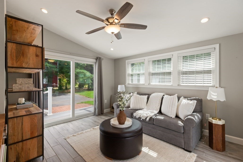 24 Edgemere Rd, Lynnfield, MA, 24 Edgemere Rd, Lynnfield, MA Photo #19