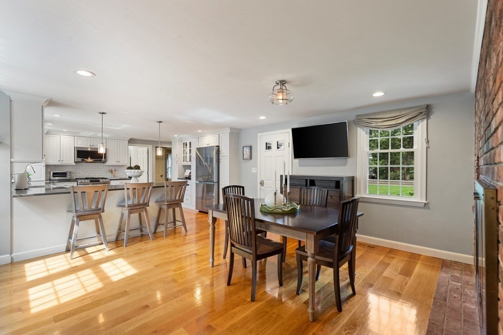 24 Edgemere Rd, Lynnfield, MA, 24 Edgemere Rd, Lynnfield, MA Photo #18