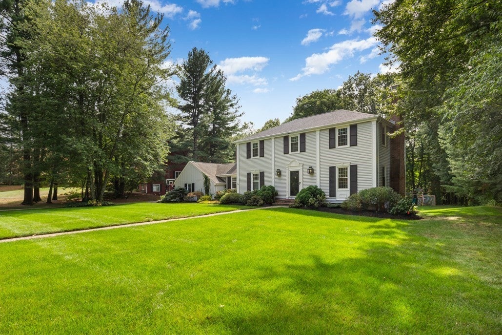 24 Edgemere Rd