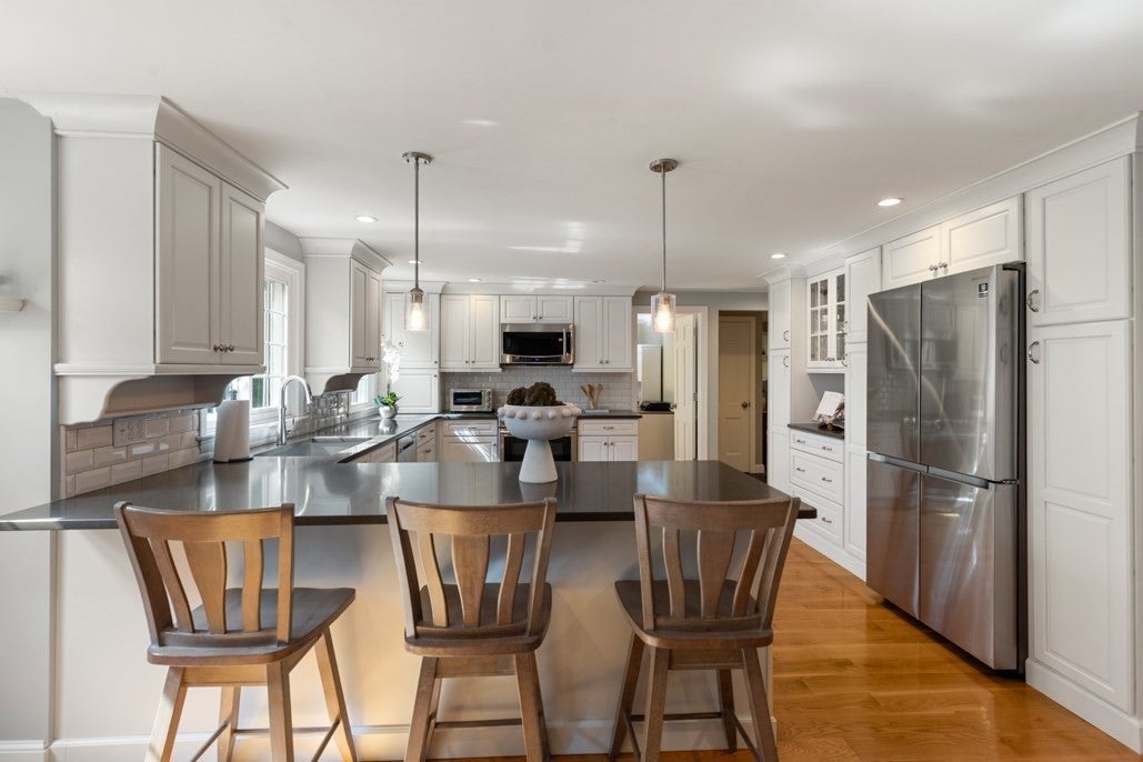 24 Edgemere Rd, Lynnfield, MA, 24 Edgemere Rd, Lynnfield, MA Photo #16