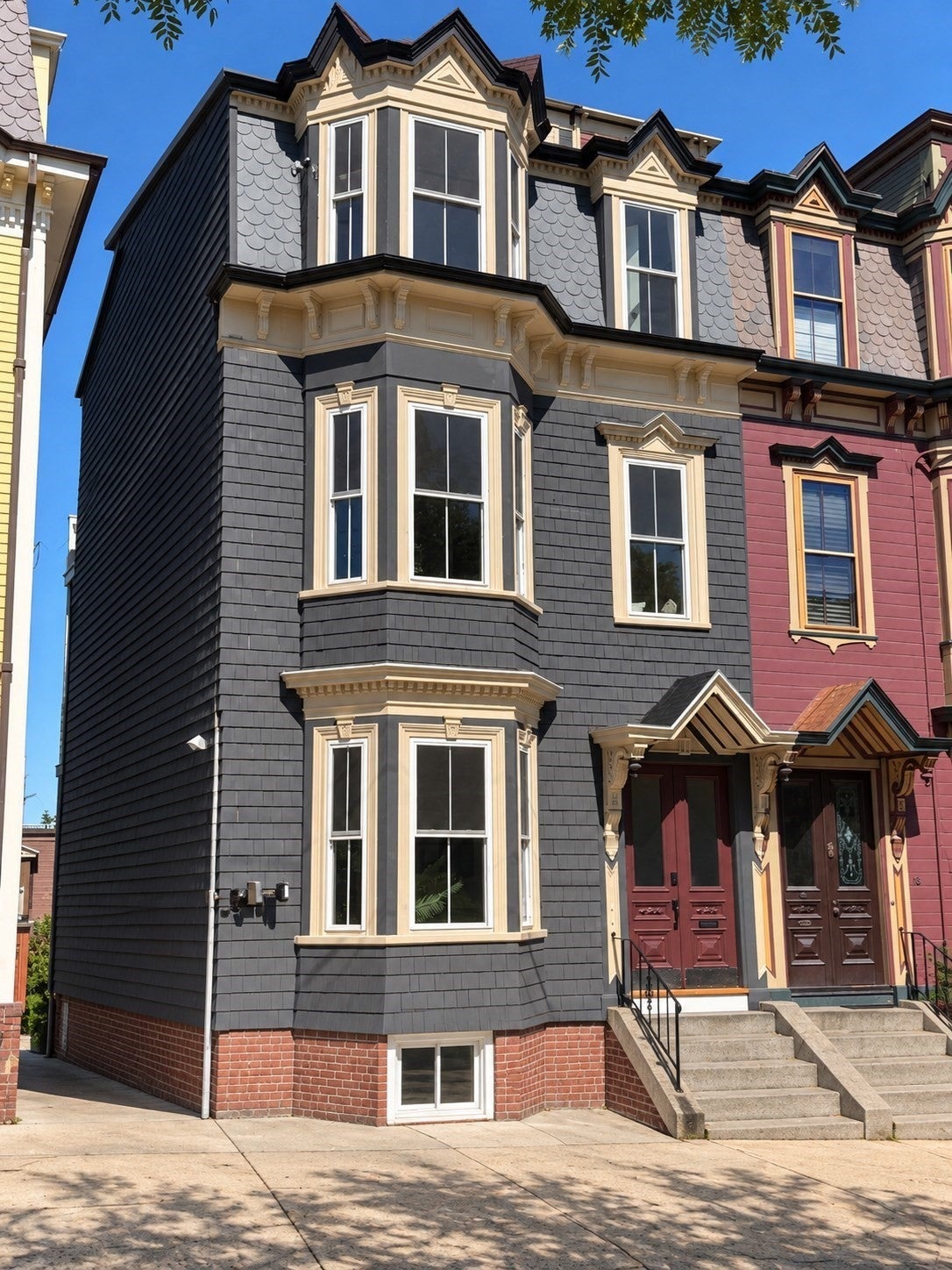 Photo of 19 Thomas Park, Boston, MA