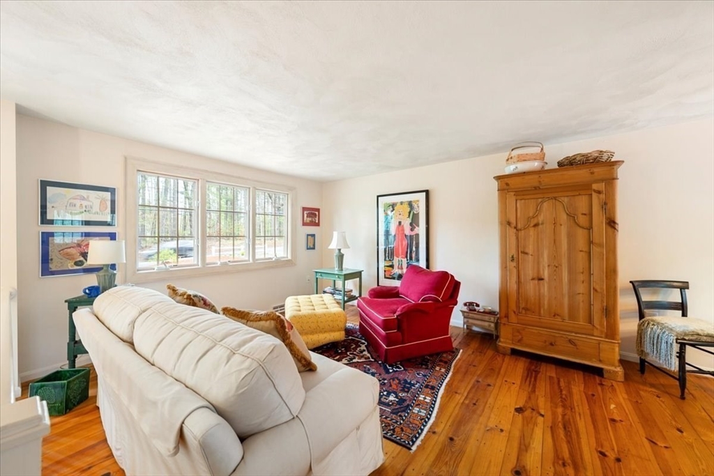 100 S Harbor Rd, Townsend, MA Photo #5