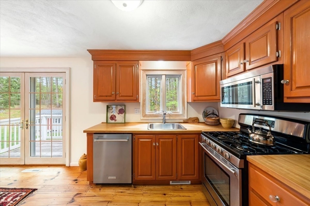 100 S Harbor Rd, Townsend, MA Photo #13