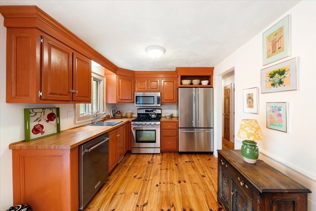 100 S Harbor Rd, Townsend, MA Photo #12