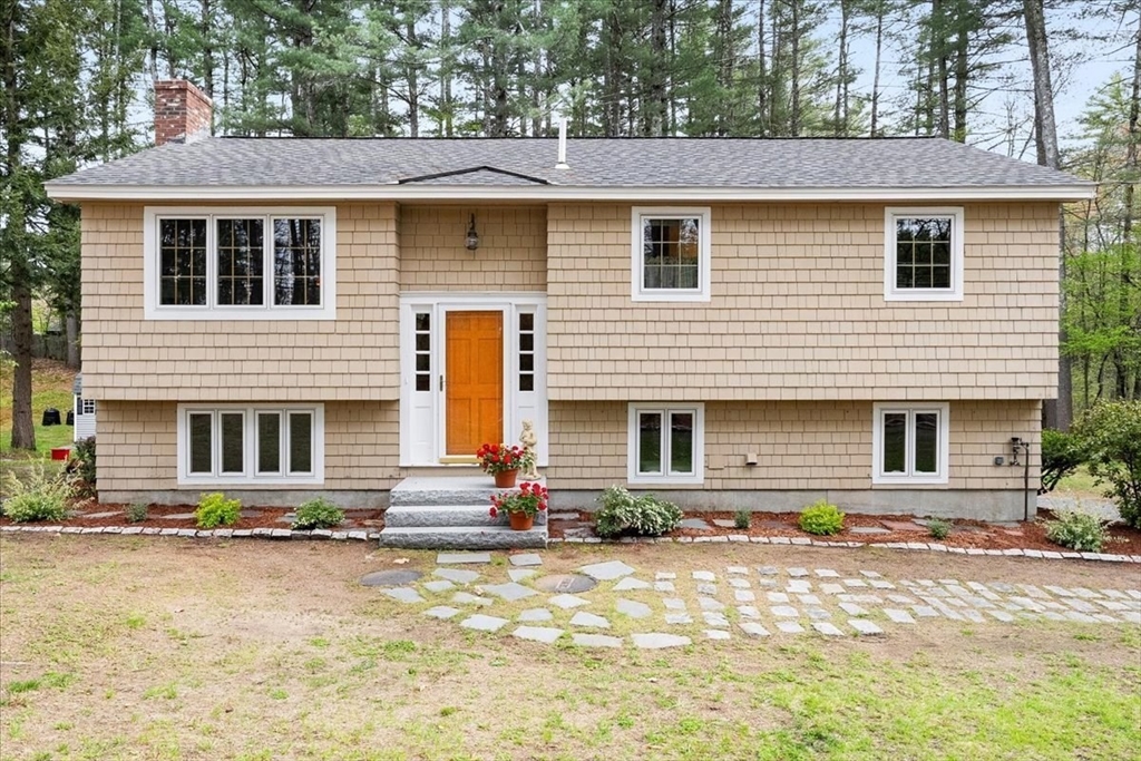 100 S Harbor Rd, Townsend, MA Photo #1