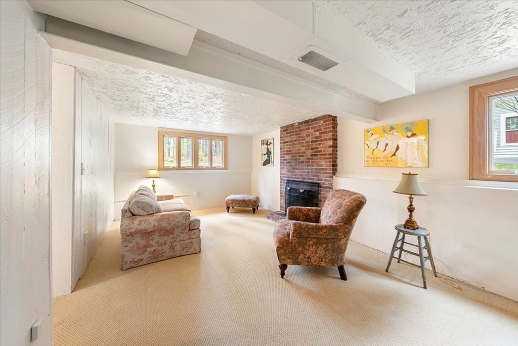 100 S Harbor Rd, Townsend, MA Photo #16