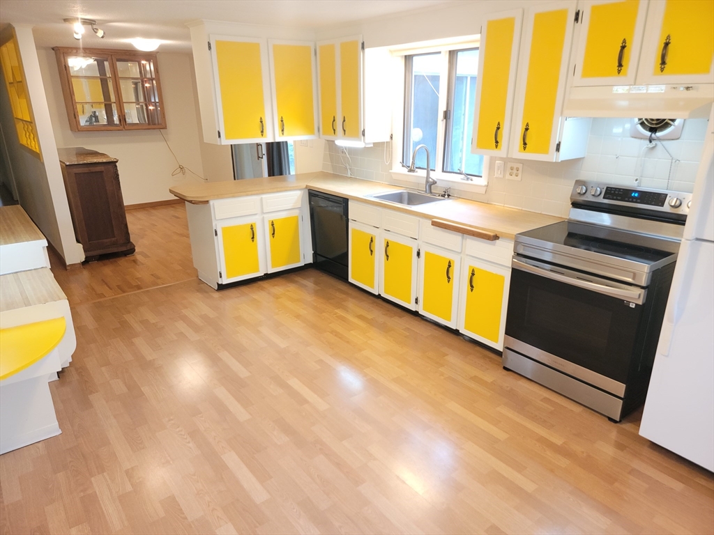 5 Damico Dr