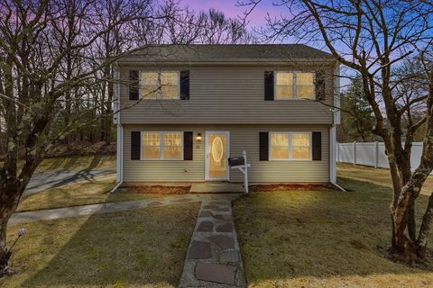 45 Doty Dr Stoughton MA 02072
