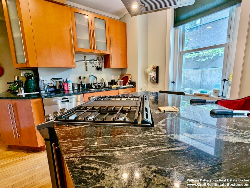 315 Harvard St #2, Cambridge, MA Photo #6