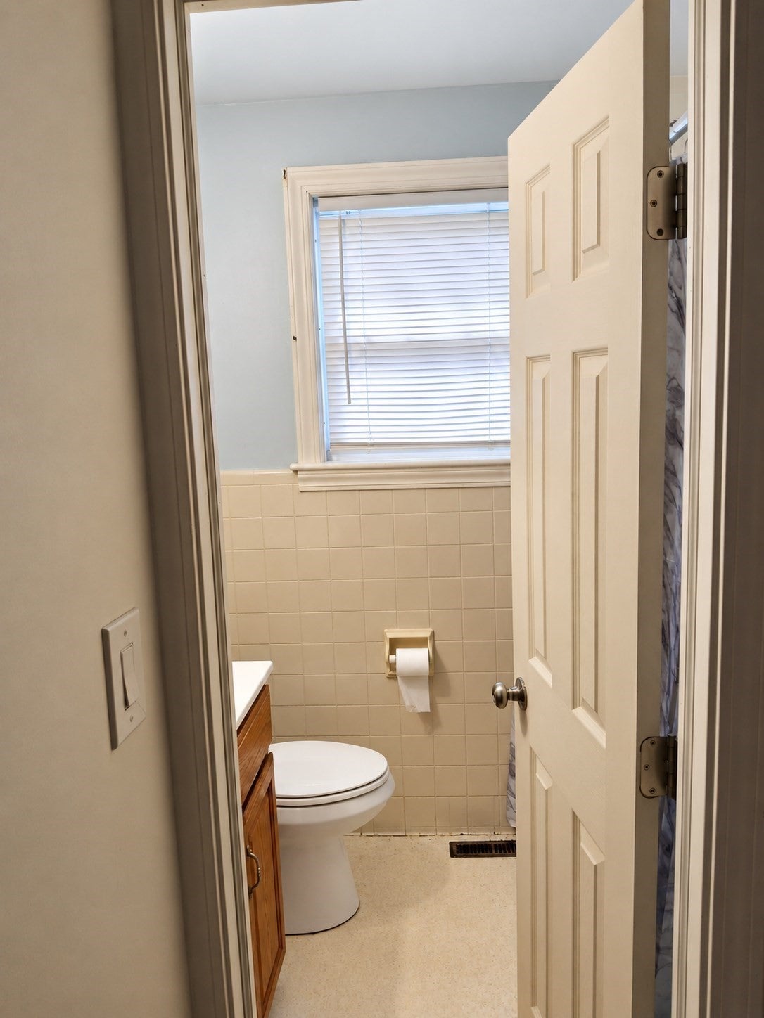 223 East St, Springfield, MA, 223 East St, Springfield, MA Photo #5