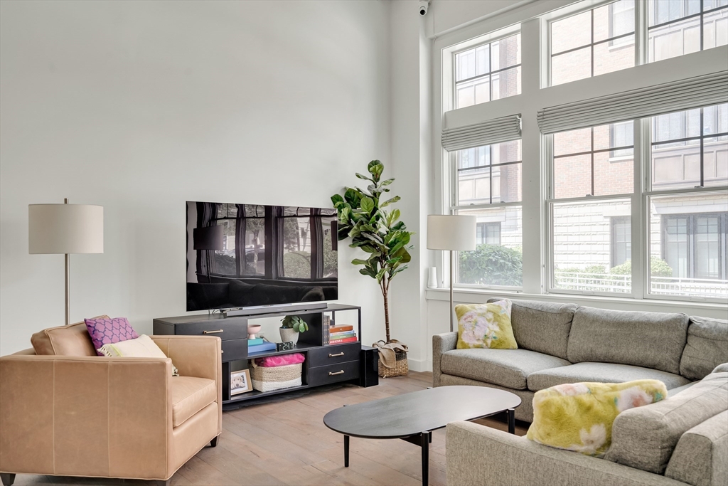 165 Chestnut Hill Ave 3