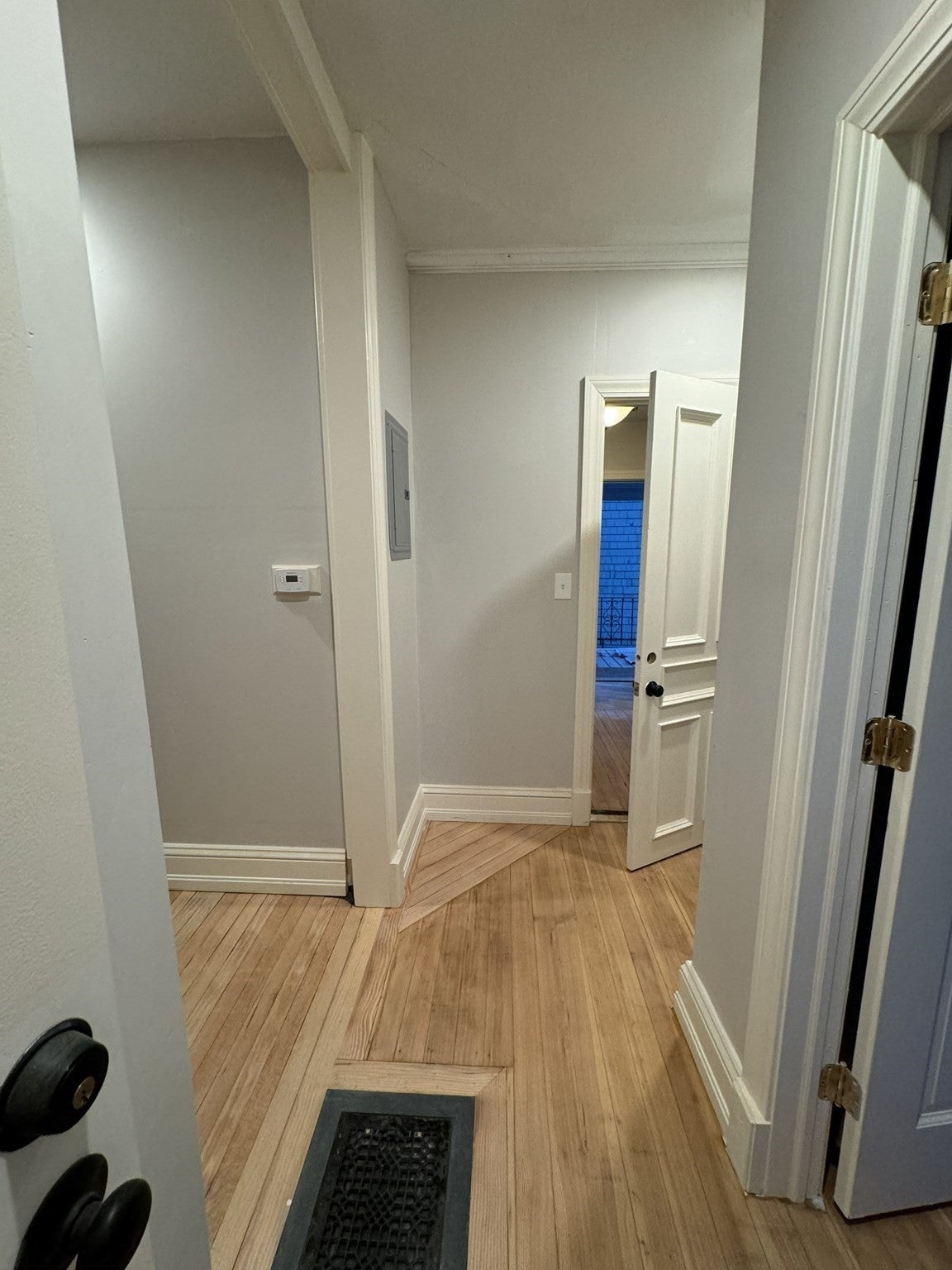 46 Bridge Street #1, Salem, MA, 46 Bridge Street #1, Salem, MA Photo #5