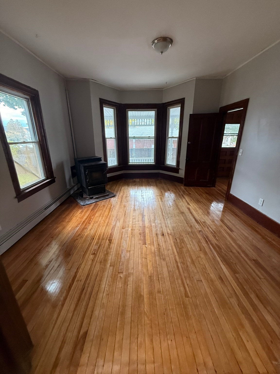 10 Mechanic St, Orange, MA Photo #20
