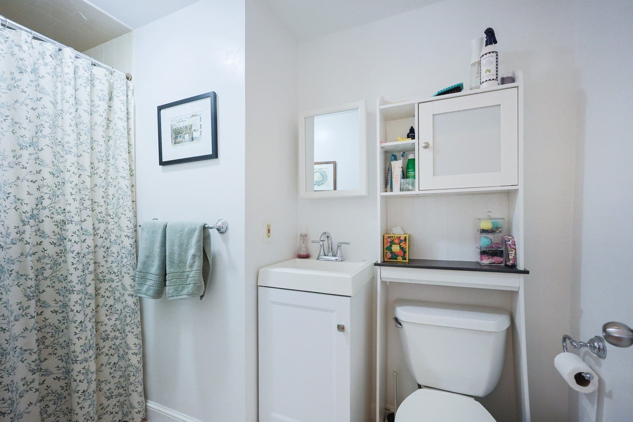 26 Pleasant St #B, Wellesley, MA Photo #17
