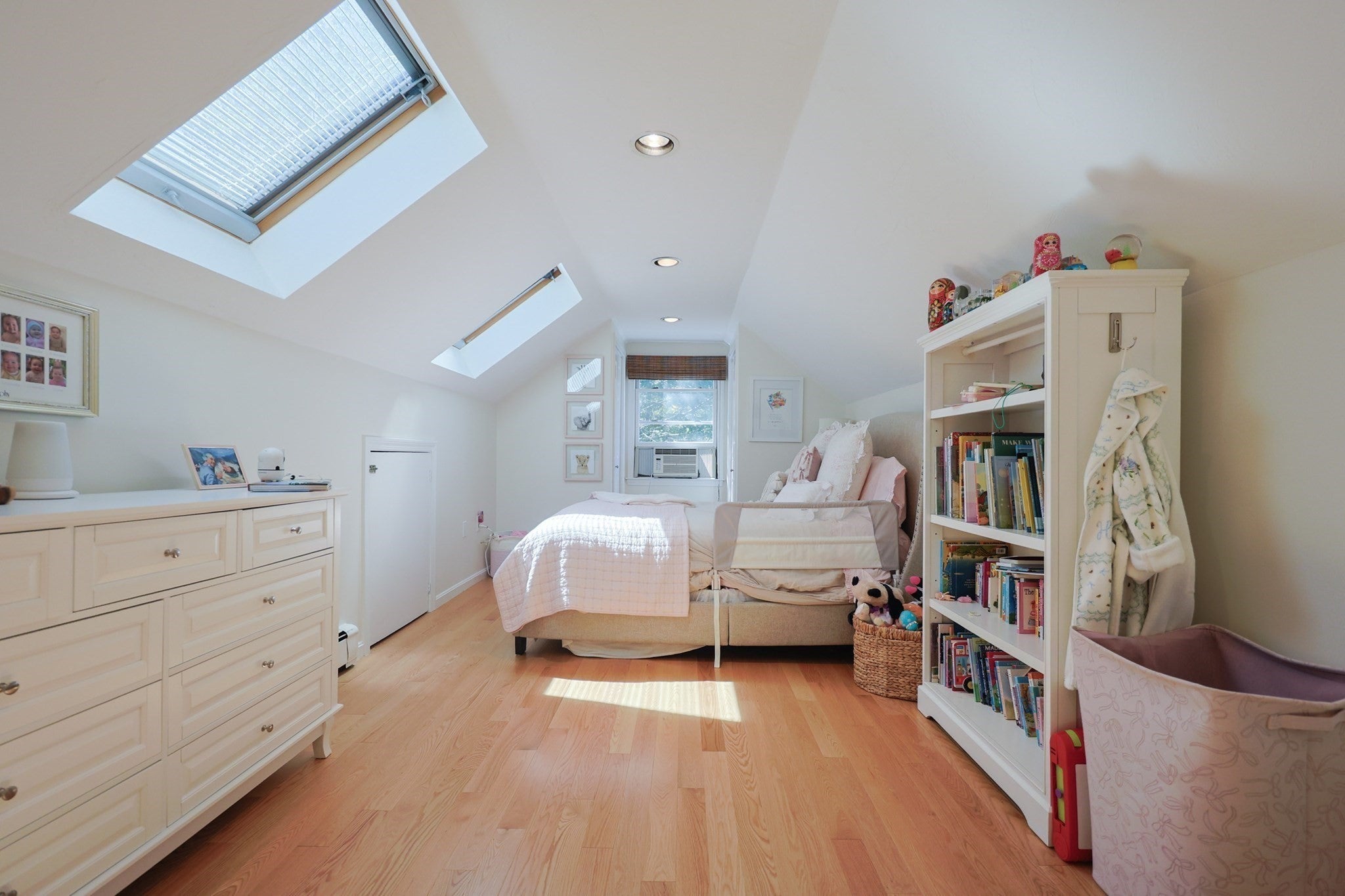 26 Pleasant St #B, Wellesley, MA Photo #15