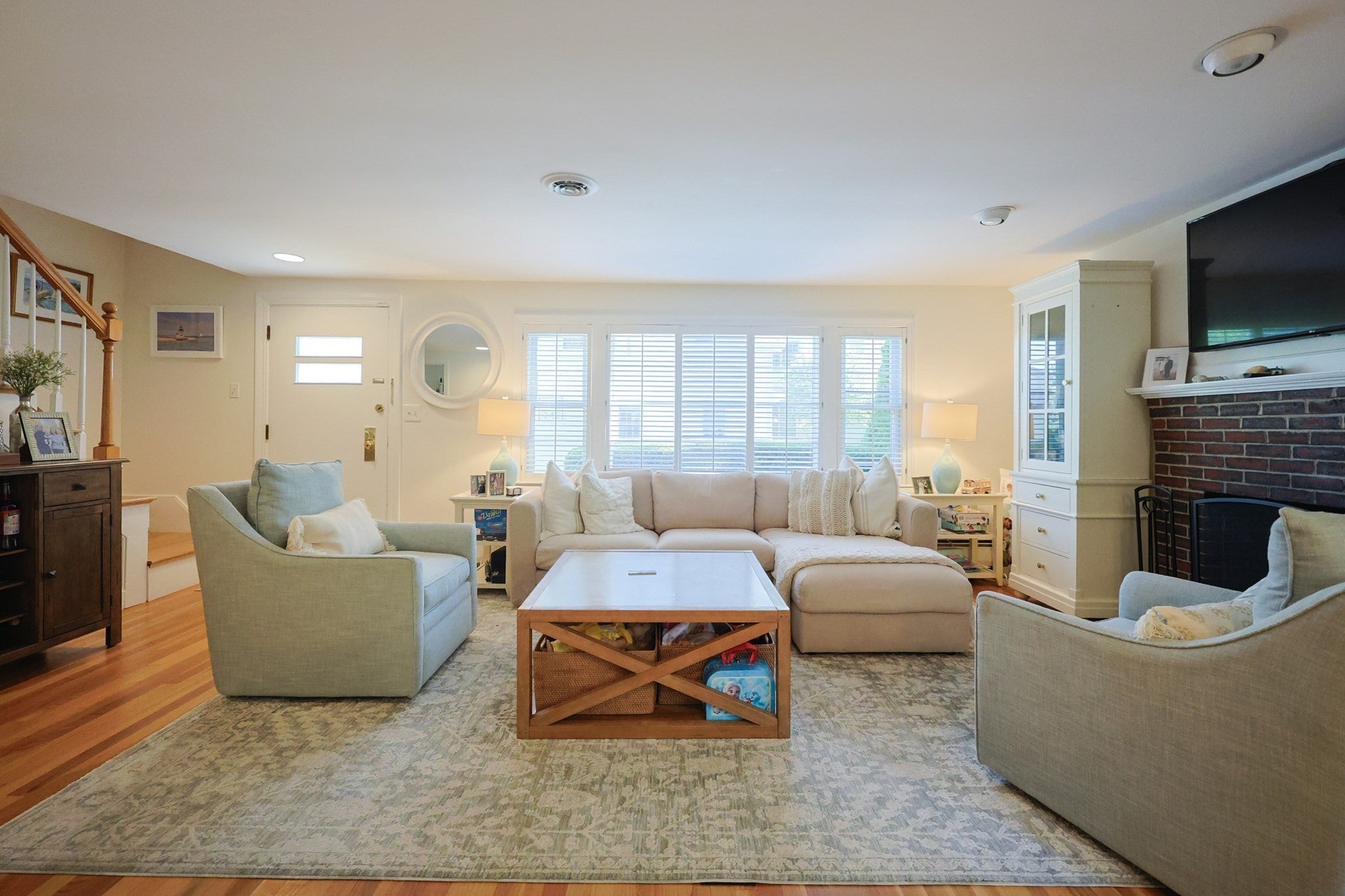 26 Pleasant St #B, Wellesley, MA Photo #3