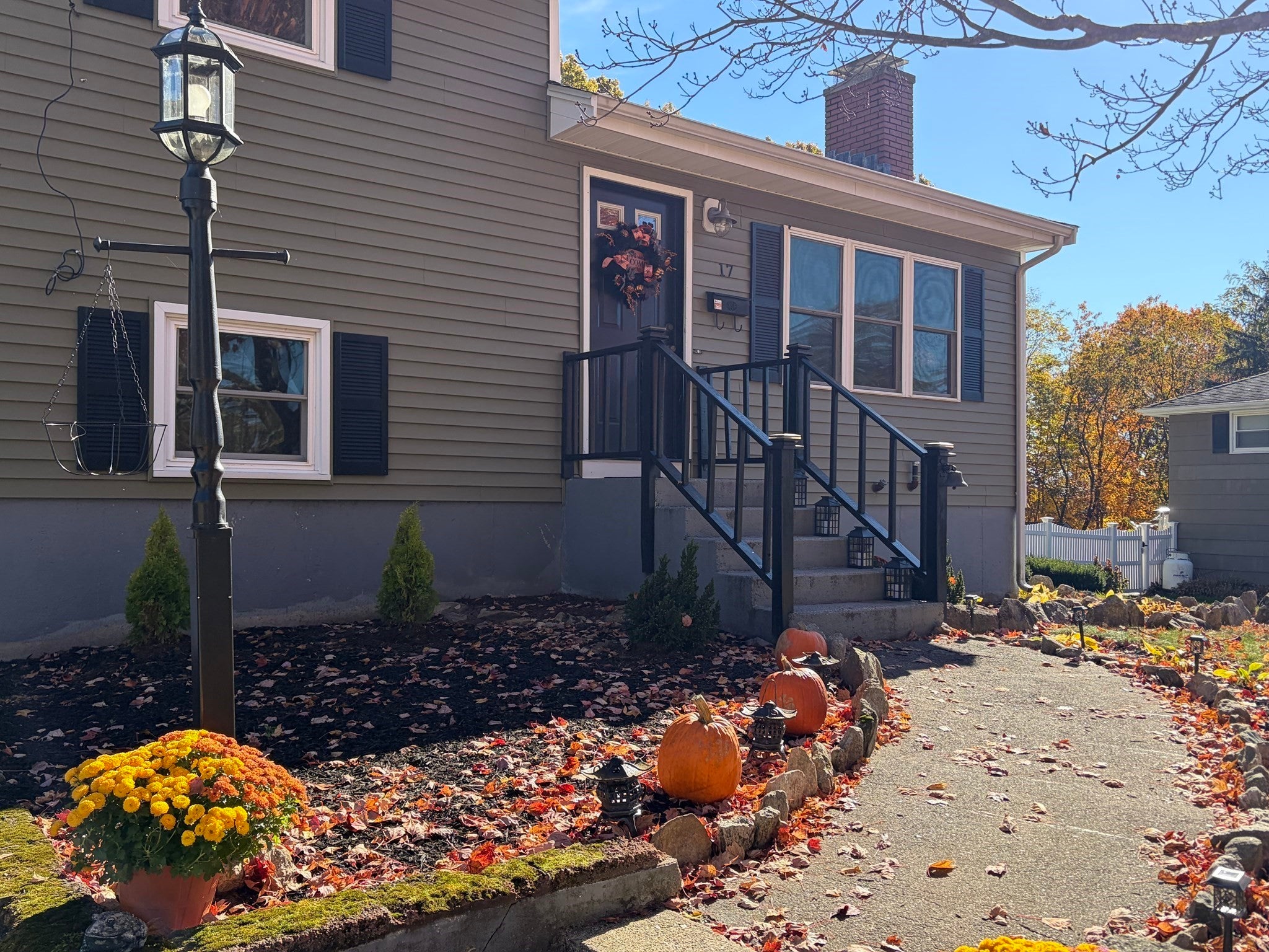 17 Arrowhead Road